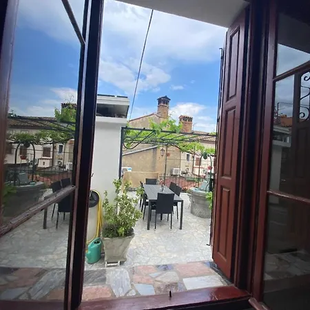 Secret Hideaway In The Volosko Old Town Apartment